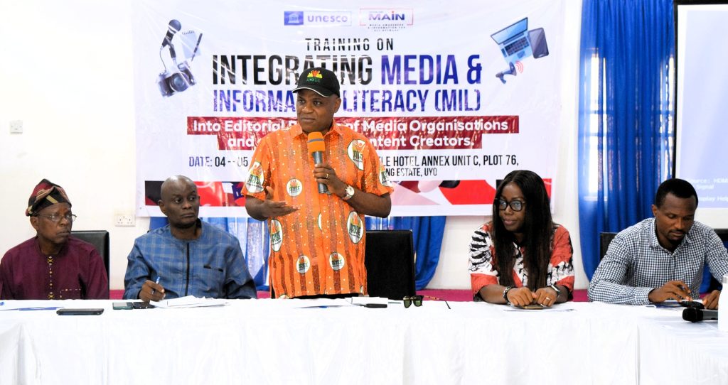 Akwa Ibom State Hon. Commissioner for Information, Rt. Hon. Aniekan Umanah, addresses the participants.